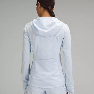 White Lululemon women’s windbreaker size 4